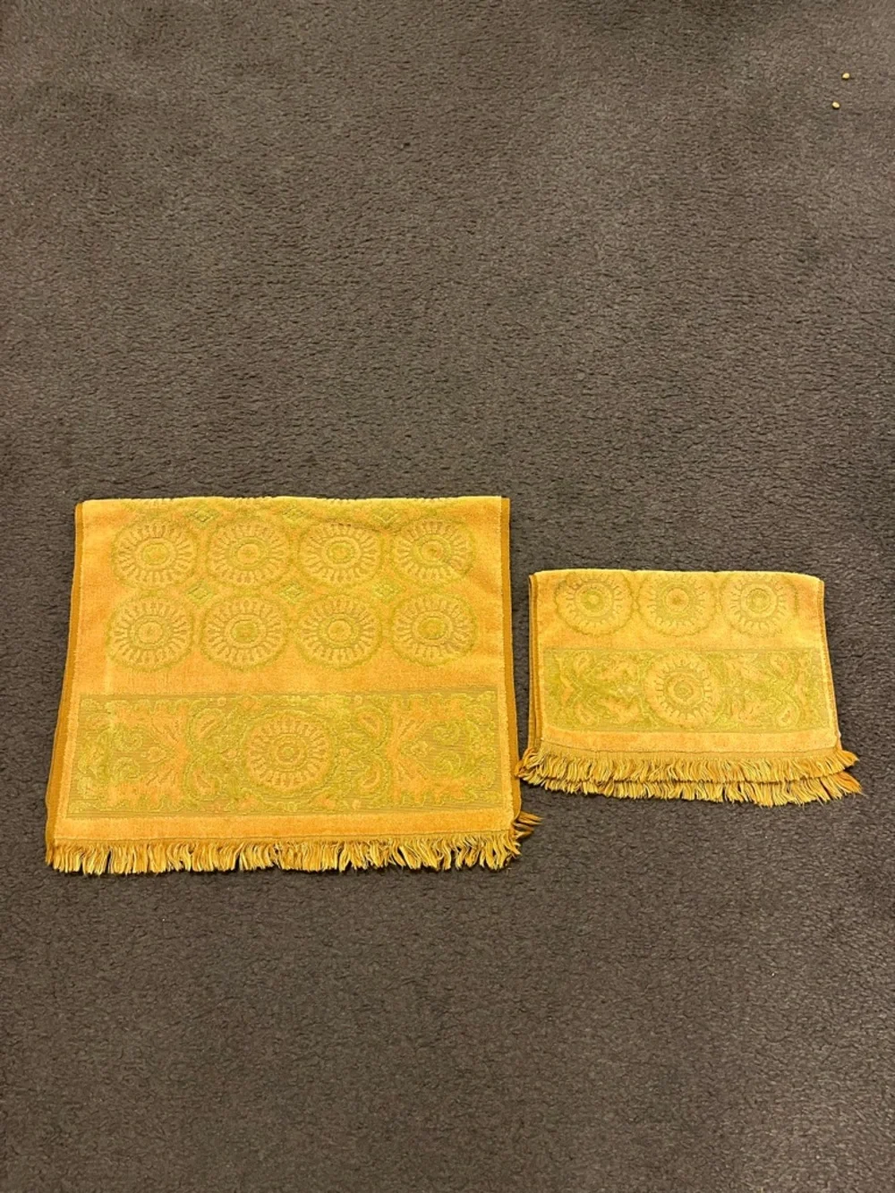 Vintage Fieldcrest Matching Towel Set